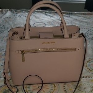 Michael Kors Hailee Purse Handbag